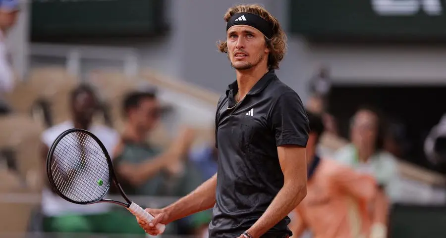 Zverev back in French Open semi-finals after 'worst year' as Swiatek moves on