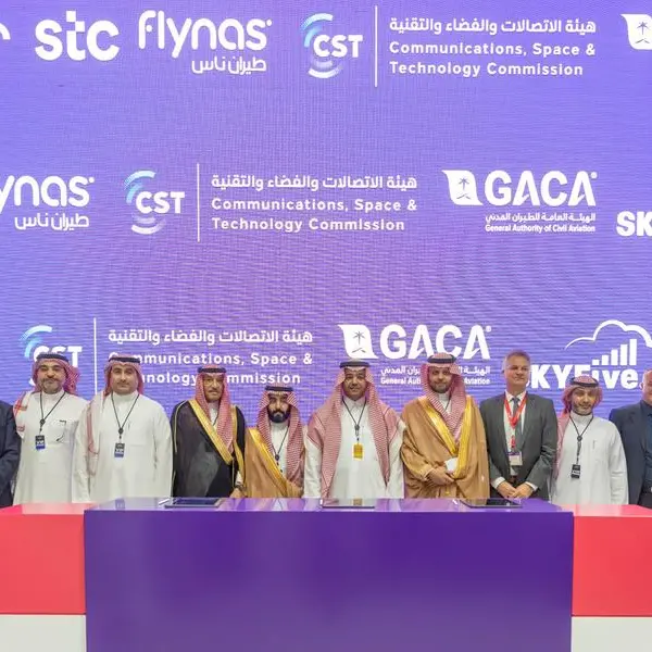 Flynas signs strategic partnership with stc Group and SkyFive Arabia