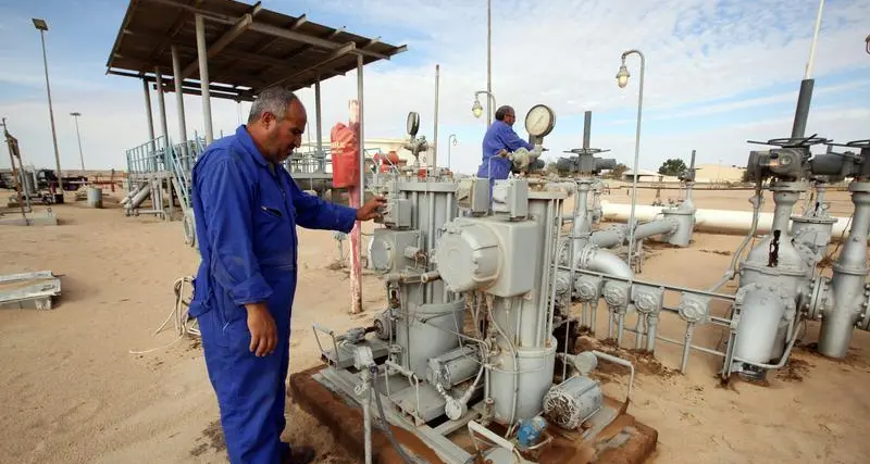 UPDATE 1-Libyan commander's seizure of oil ports risks new conflict