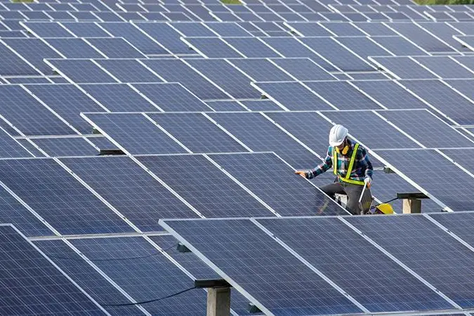 أكوا باور السعودية توقع اتفاقيات لإنتاج الطاقة الشمسية في أوزبكستان بقيمة 2.5 مليار دولار