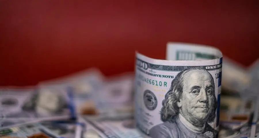 Dollar gains as investors flee risk on escalating Middle East war