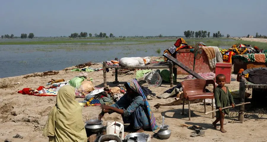 Aid groups in Pakistan seek easing of restrictions on food imports from India