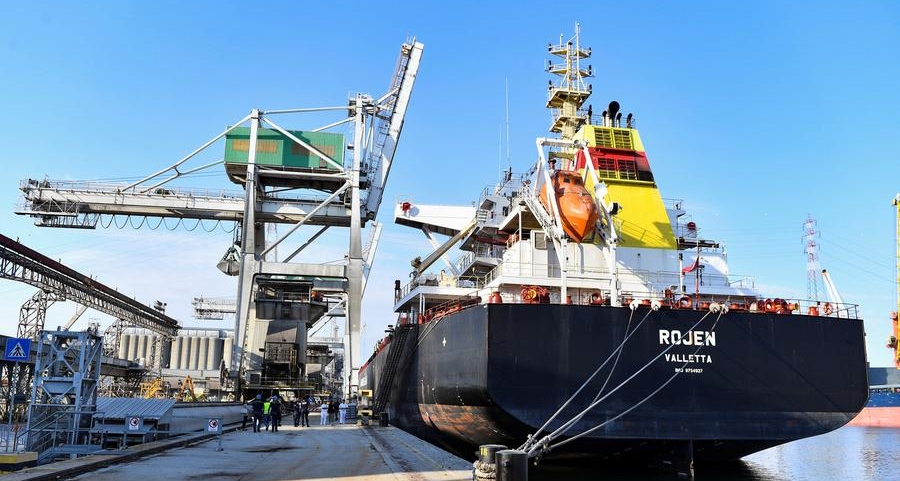 First ship bound for Africa leaves Ukraine port: Refinitiv data, ministry