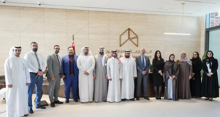 الشارقة لإدارة الأصول تستقبل وفدًا من مؤسسة عقارات عجمان ولجنة الأزمات والكوارث الطبيعية
