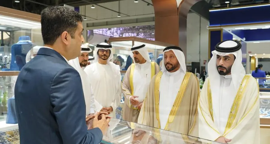 الشيخ خالد بن عبد الله بن سلطان القاسمي يفتتح الدورة الـ 57 من \"معرض الشرق الأوسط للساعات والمجوهرات\"