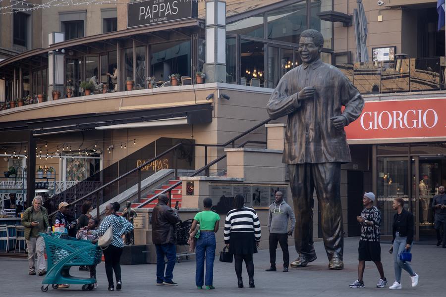 Black Friday’s discounts alone won’t sway South African shoppers