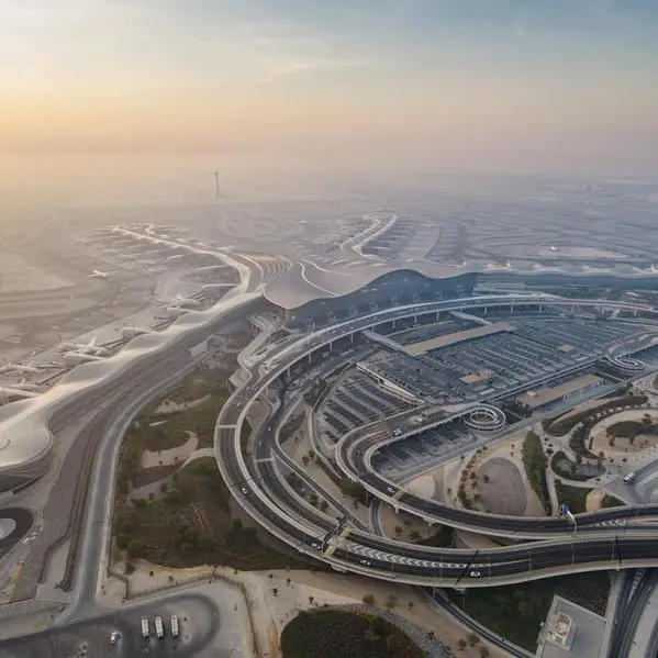 مطارات أبوظبي تختتم 2025 بحركة مسافرين قياسية، ومطار زايد الدولي الأسرع نمواً بين المطارات العملاقة في أوروبا والشرق الأوسط وأفريقيا