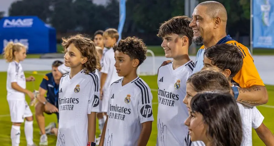 Real Madrid legend Roberto Carlos surprises fans Dduring Dubai Fitness Challenge training clinic