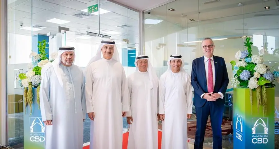 بنك دبي التجاري يفتتح مركزًا للاتصال في إمارة رأس الخيمة، تعزيزاً لمبادرات التوطين وللإرتقاء بتجربة العملاء
