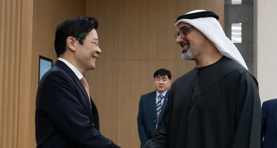 Crown Prince of Abu Dhabi meets Prime Minister of Singapore