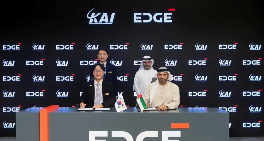 مجموعة \"ايدج\" تبحث مجالات التعاون مع \"الصناعات الجوية الكورية\"