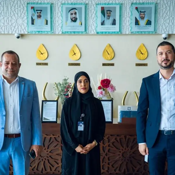غرفة أبوظبي تدعم نمو الأعمال في منطقة الظفرة عبر التواصل المباشر مع الشركات الصغيرة والمتوسطة