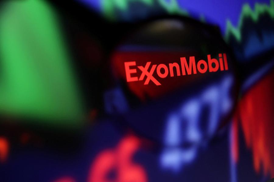ExxonMobil Starts New Singapore Plant to Boost High-Value Lubricant and Cleaner Fuel Production