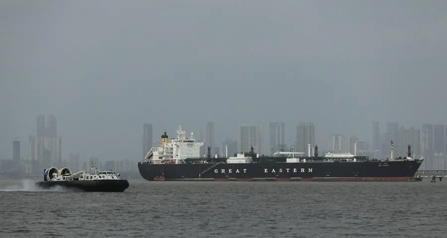 Oil falls on prospects for talks to end Iran war and revive supply