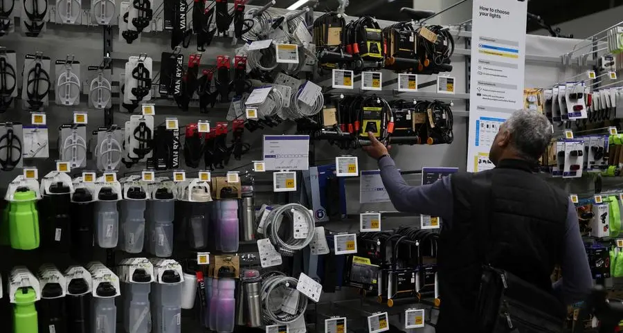 UK retail sales tumble by most in over 40 years, CBI survey shows