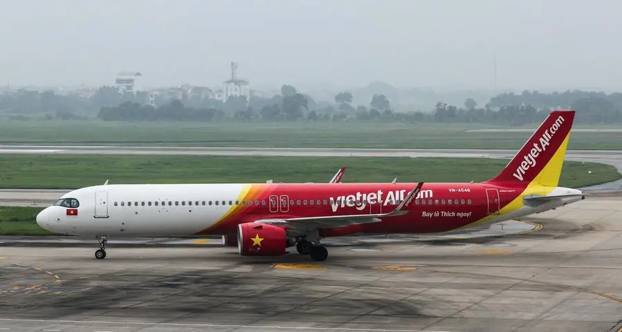 Airbus strikes deal for up to 150 jets with VietJet, sources say