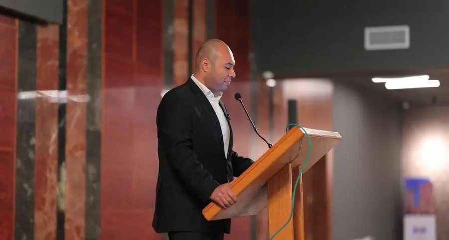 \"سكر مكة\" لماكينات الخياطة تطرح أحدث آلات الإنتاج باستخدام الذكاء الاصطناعي بالتعاون مع \"جاك\" الصينية