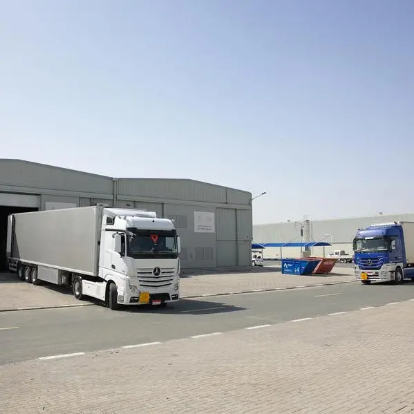 دبي الإنسانية تنقل شحنة مساعدات طبية حيوية لمنظمة الصحة العالمية إلى غزة