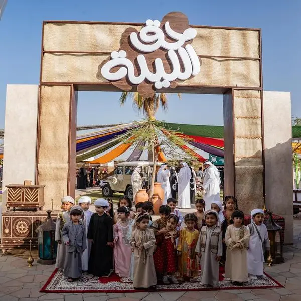 جمارك دبي تحتفي بــ\"حق الليلة \" في أجواء تراثية تعكس الهوية الإماراتية