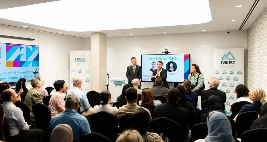 راكز تنظّم ورشة عمل لتزويد الشركات الصغيرة والمتوسطة بأدوات مالية ذكية لمساعدتها على النمو بفعالية