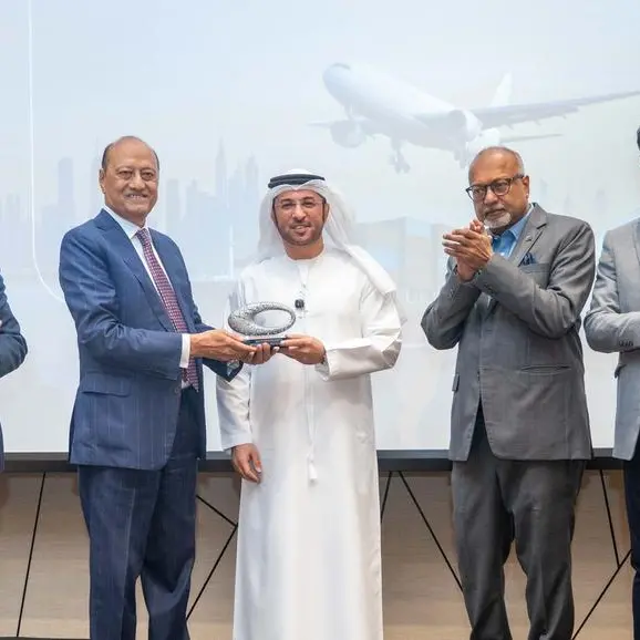سلاسل التوريد في الإمارات تواصل العمل بكفاءة ومرونة عالية رغم ارتفاع تكاليف الشحن بـ 600%