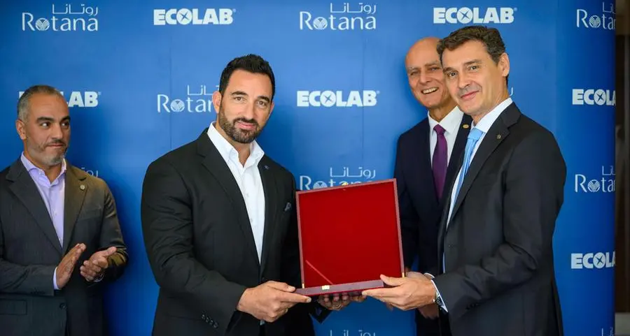 \"روتانا\" توسّع التزامها بالاستدامة عبر عملياتها التشغيلية بالتعاون مع شركتي \"إيكولاب\" و\"ستيلا هوسبيتاليتي\"
