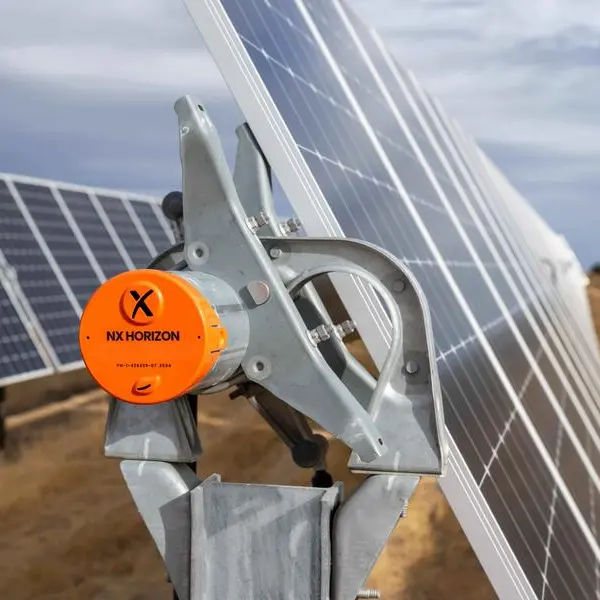 \"نكستباور العربية\" تزوّد شركة لارسن آند توبرو بـ 2.25 غيغاواط من أنظمة التتبع الشمسي الذكية لمشروع بيشة للطاقة الشمسية التابع لتحالف أكوا باور