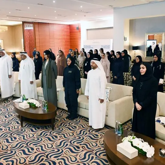 غرفة الشارقة تحتفي بيوم المرأة الإماراتية وتجدد التزامها بتمكين رائدات الأعمال وإبراز دورهن في تعزيز تنافسية الاقتصاد الوطني