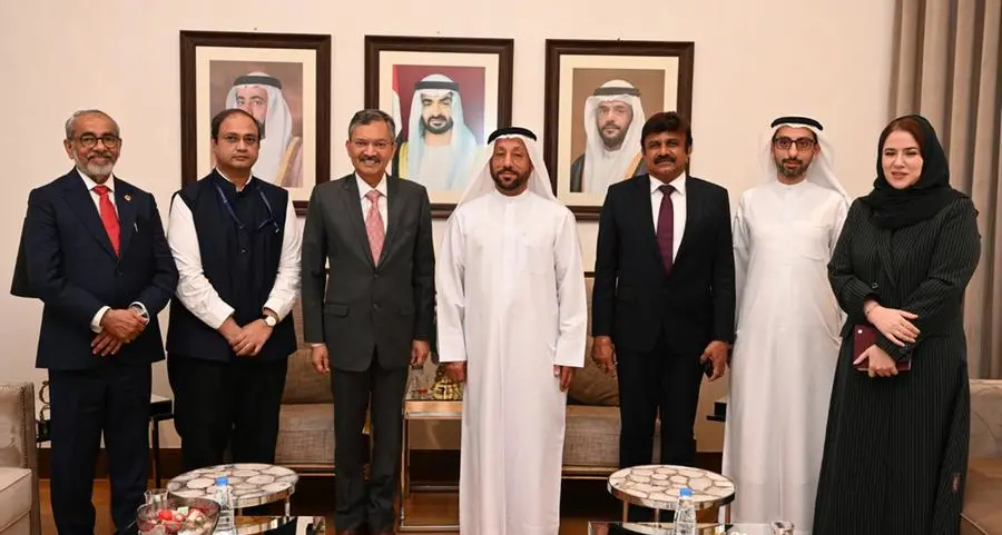 غرفة الشارقة تبحث مع الهند آفاق تعزيز الشراكة الاقتصادية وتوسيع مجالات الاستثمار مع القطاع الخاص
