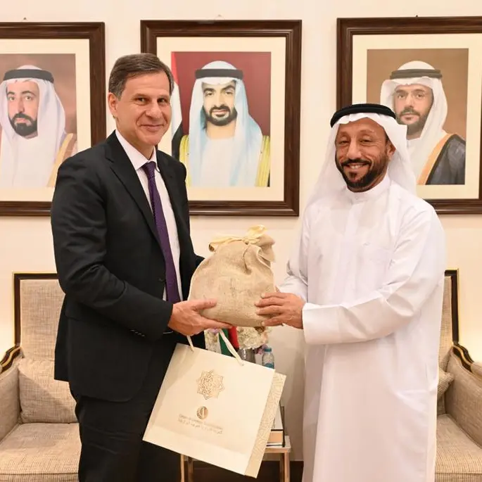 Sharjah Chamber discusses expanding economic cooperation with Arab-Brazilian Chamber of Commerce, receives invitation to São Paulo Forum