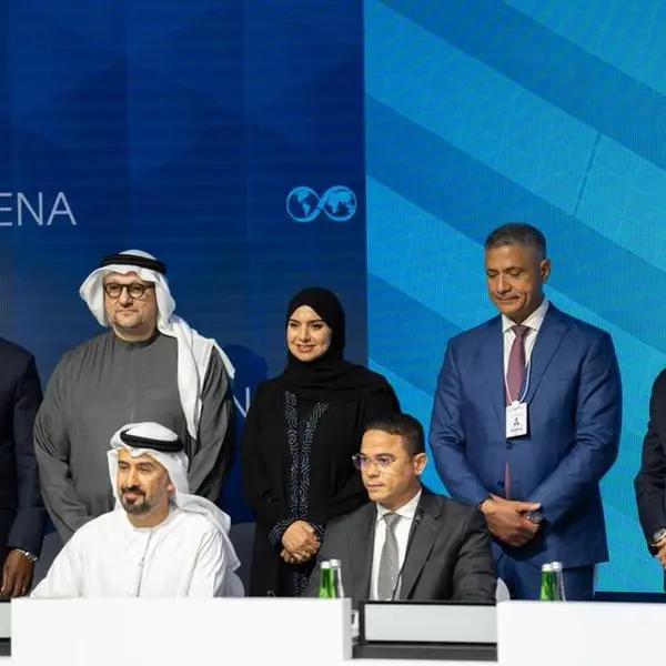 آمنة الضحاك: الإمارات تقود حقبة جديدة للطاقة المتجددة قوامها الذكاء الاصطناعي ومضاعفة القدرات الإنتاجية