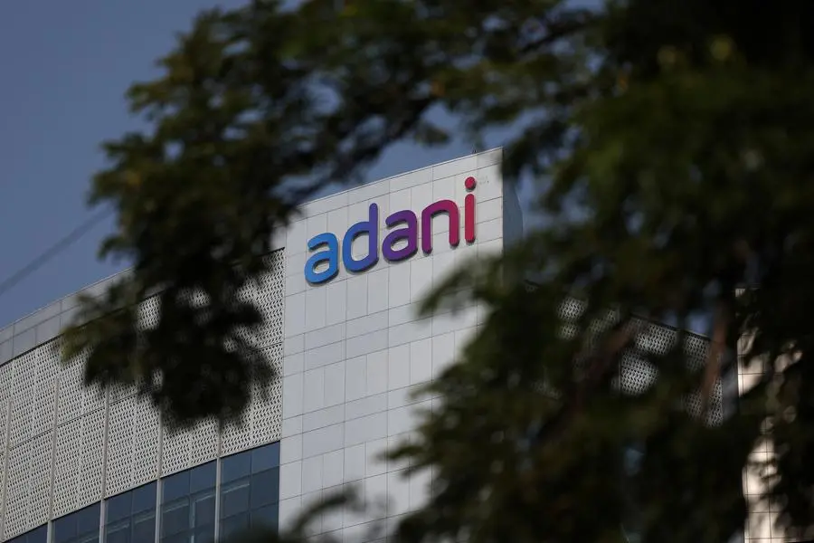 Moody's cuts outlook on seven Adani entities to 'negative'