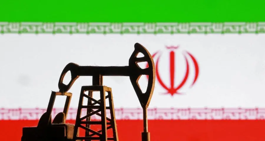Oil prices rise on U.S.-Iran tensions; broader selloff caps gains