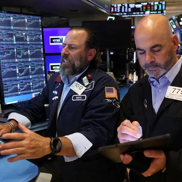 Shares nudge up, oil dips, with Mideast and central banks in focus