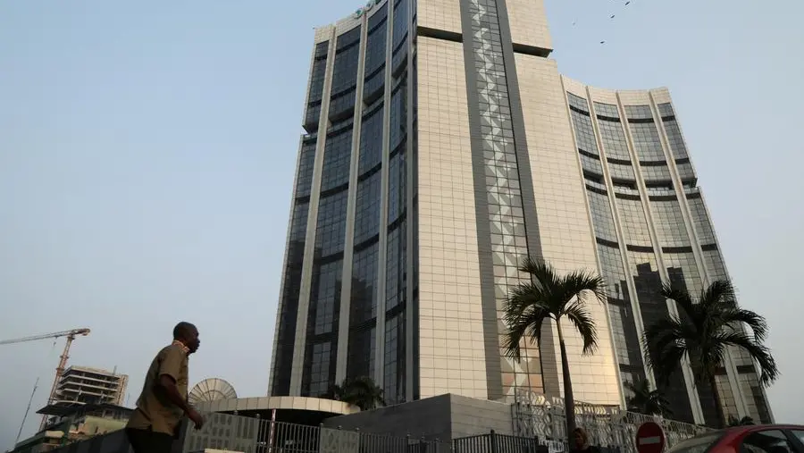 AfDB meets under Ebola's cloud as Africa hunts for development cash at home