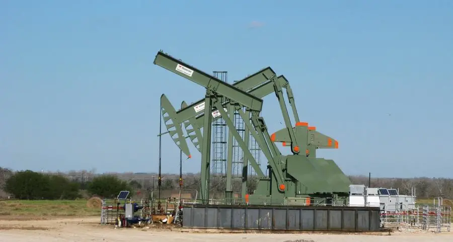 Oil steadies as uncertainty over US-Iran talks keeps markets on edge