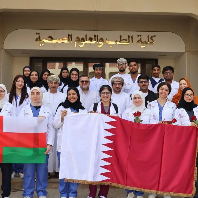 طلاب وايل كورنيل للطب - قطر يزورون عُمان في إطار برنامج تعلُّم الخدمة الطبية