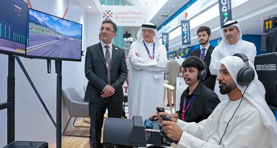 جامعة أبوظبي ترسخ ريادتها في الابتكار والبحوث خلال مشاركتها في \"اصنع في الإمارات 2026\"