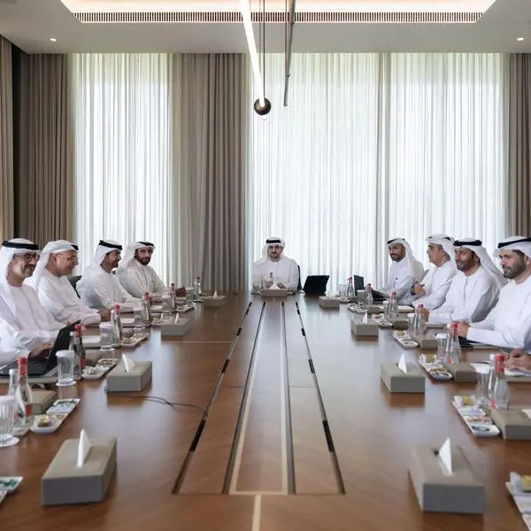 Maktoum bin Mohammed chairs meeting of Dubai Judicial Council