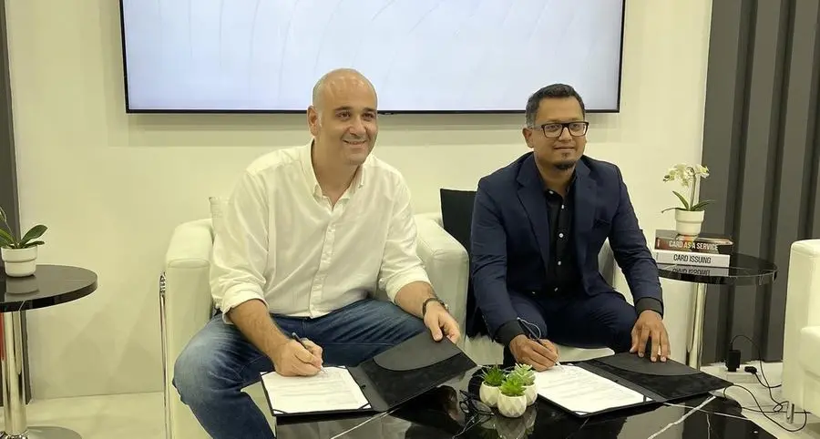 Zoho and areeba announce $5mln strategic partnership to empower businesses across the Middle East
