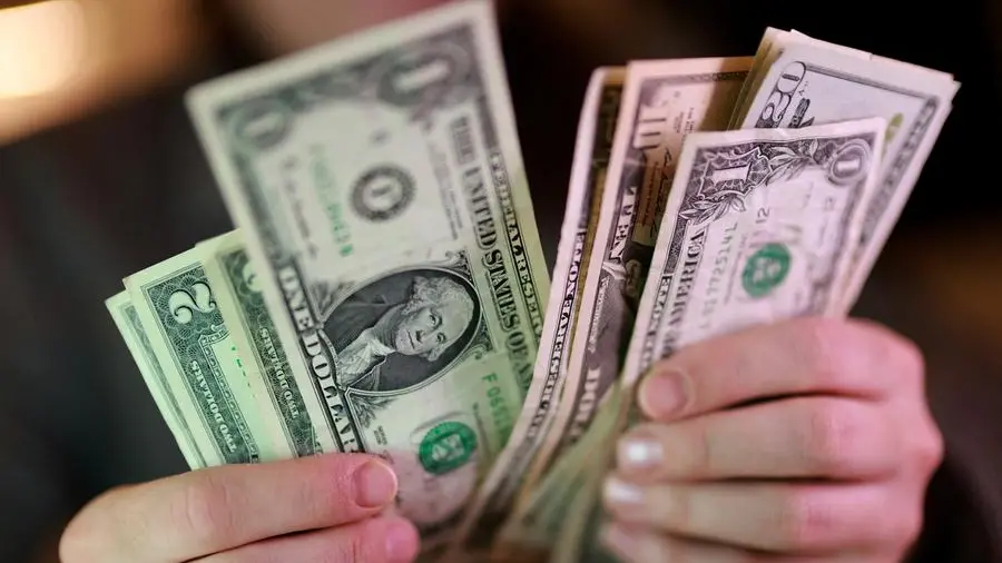 Dollar heads for small weekly loss on Middle East ceasefire deal expectations