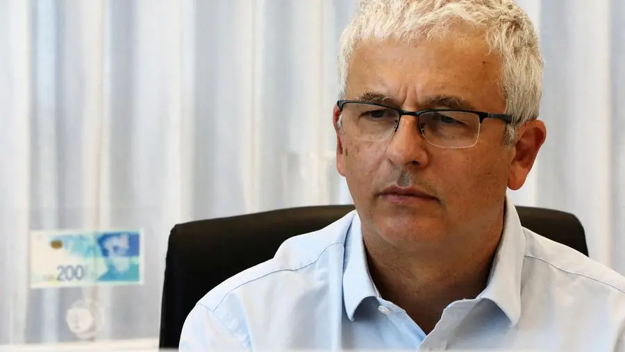 Bank of Israel in no rush to intervene to curb strong shekel, deputy governor says