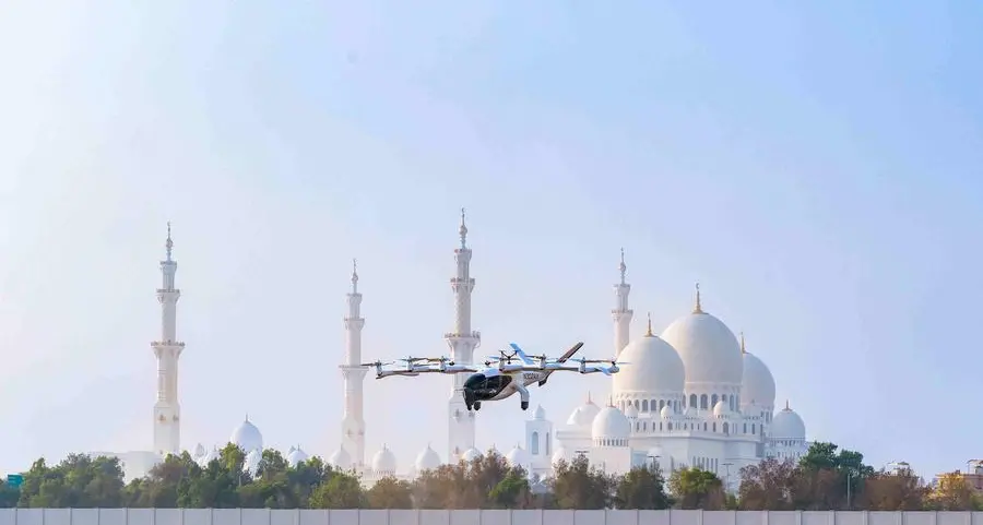 \"آرتشر للطيران \" تبدأ اختبارات التاكسي الطائر في أبوظبي