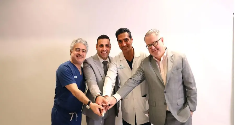 الإمارات الأولى عالميًا بعد الولايات المتحدة في تطبيق الجيل الثاني من الجراحات الروبوتية بمستشفى كليمنصو دبي