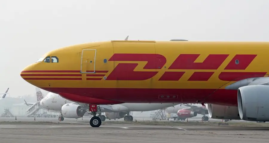 DHL continues to accept Middle East orders, but warns of delays