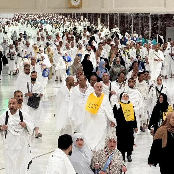 50 Saudis and expats penalized for transporting 205 unauthorized pilgrims