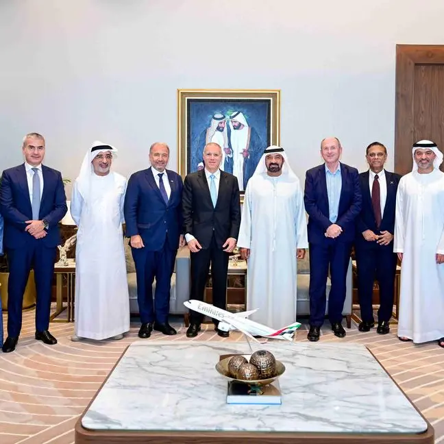 بنك HSBC يدعم طيران الإمارات في شراء طائرات A350 من خلال صفقة تمويل تأجير تشغيلي ياباني