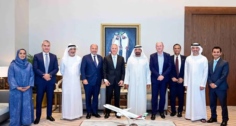 بنك HSBC يدعم طيران الإمارات في شراء طائرات A350 من خلال صفقة تمويل تأجير تشغيلي ياباني