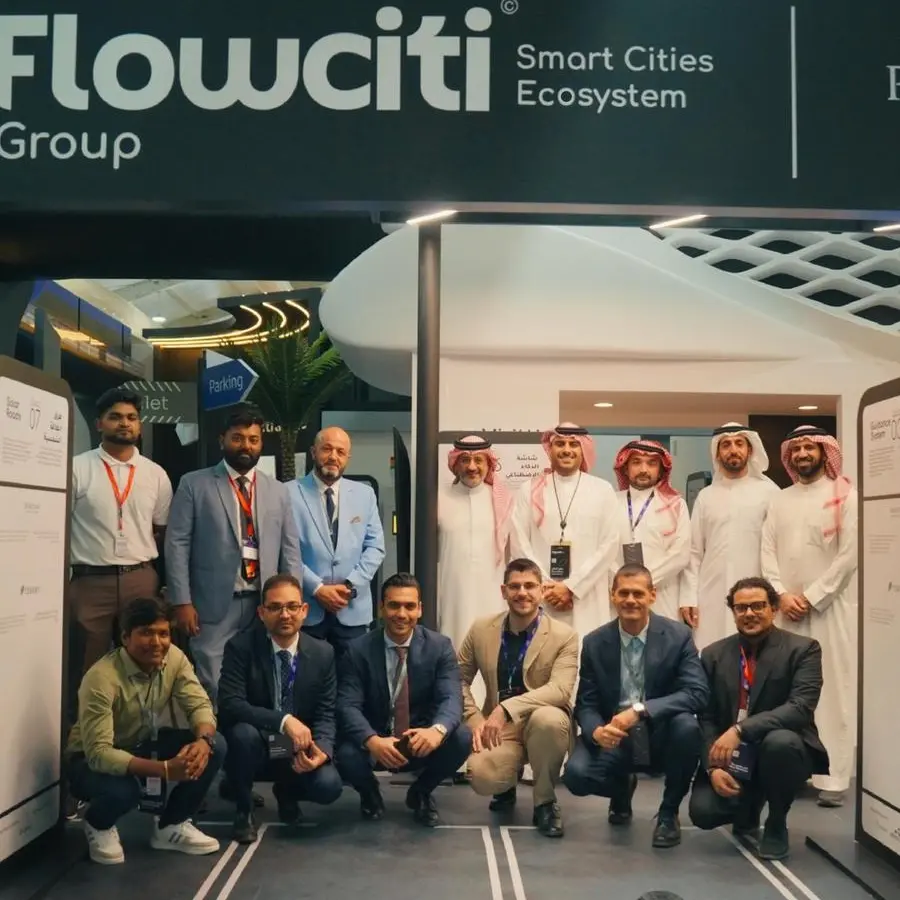 الخان يطلق مجموعة \"فلوستي\" لإدارة المدن الذكية