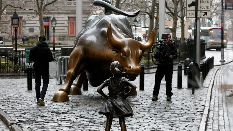 Most US companies seen sticking with quarterly reporting